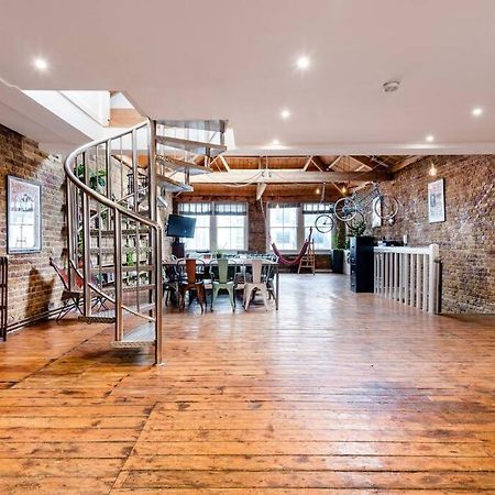 Penthouse Loft Apartment With Roof Terrace Not For Events Or Parties London Exterior photo